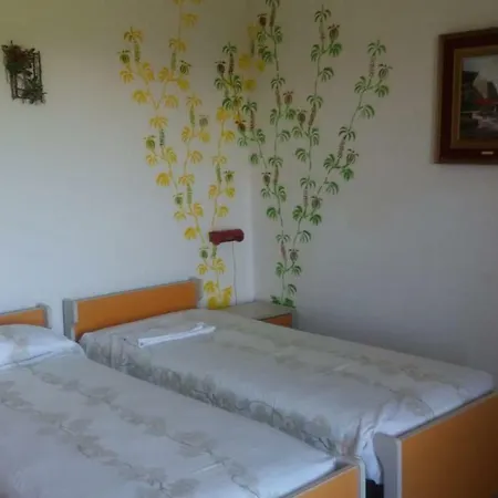 Nemozo Moretti Apartment *